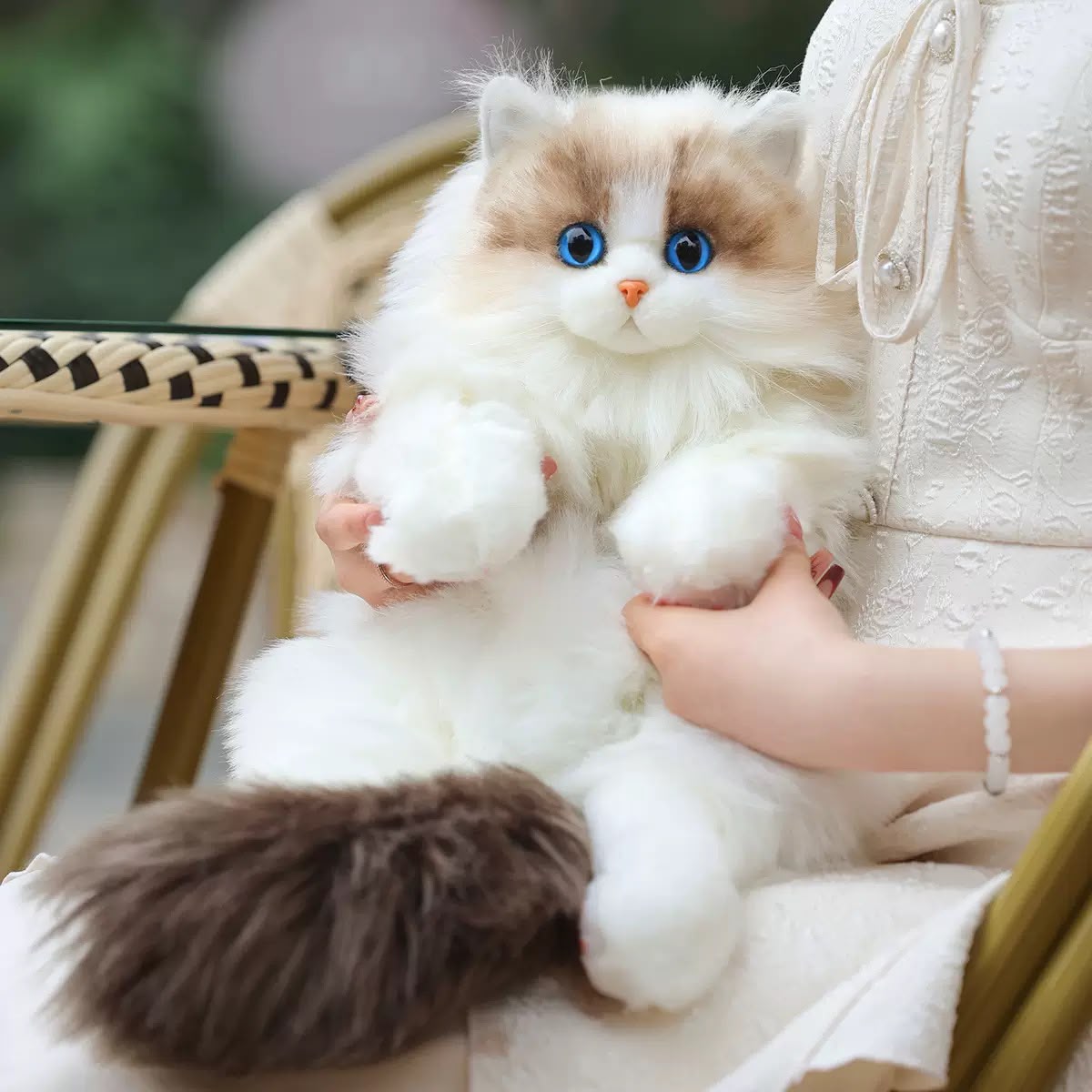 Buy Realistic Meowing Cat Plush Backpack – Interactive Fluffy Kitten Bag with Sound online in Pakistan - Brandza Handbags view 15