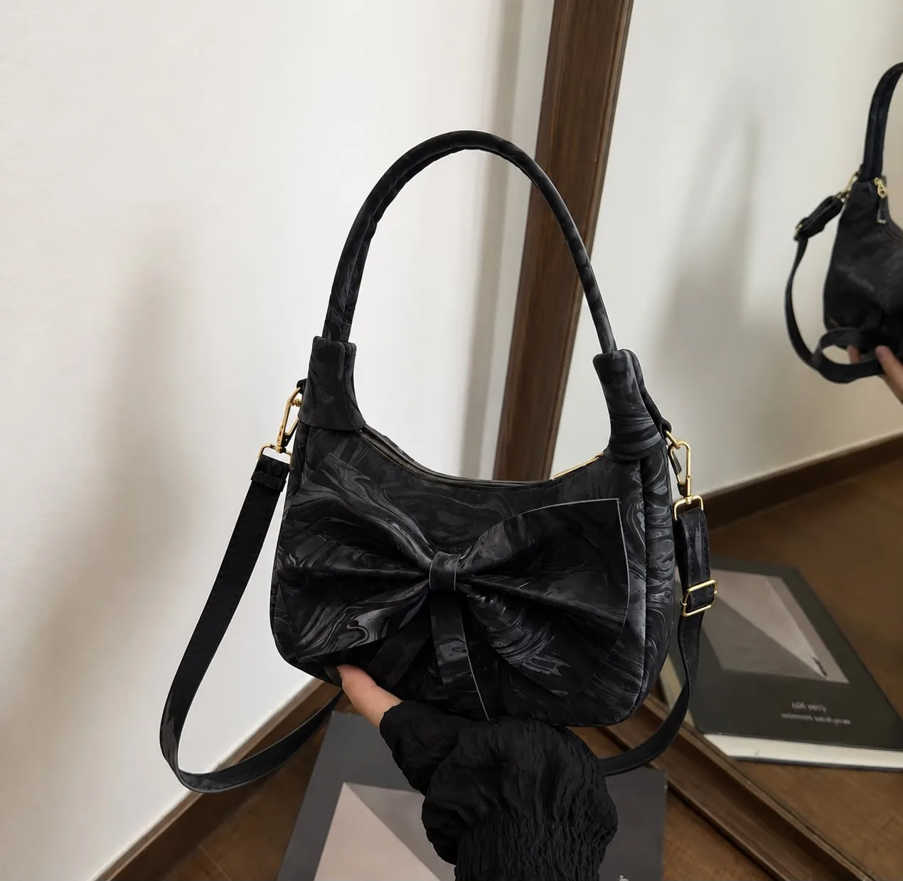 Buy Serivo Bow Moon Bag - Black online in Pakistan - Serivo Handbags