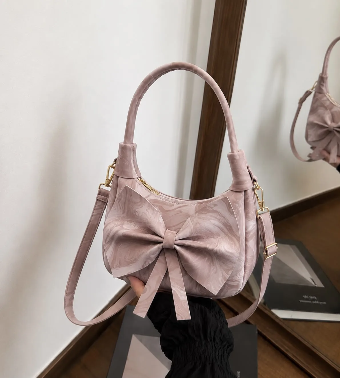 Buy Serivo Bow Moon Bag - Mauve online in Pakistan - Serivo Handbags